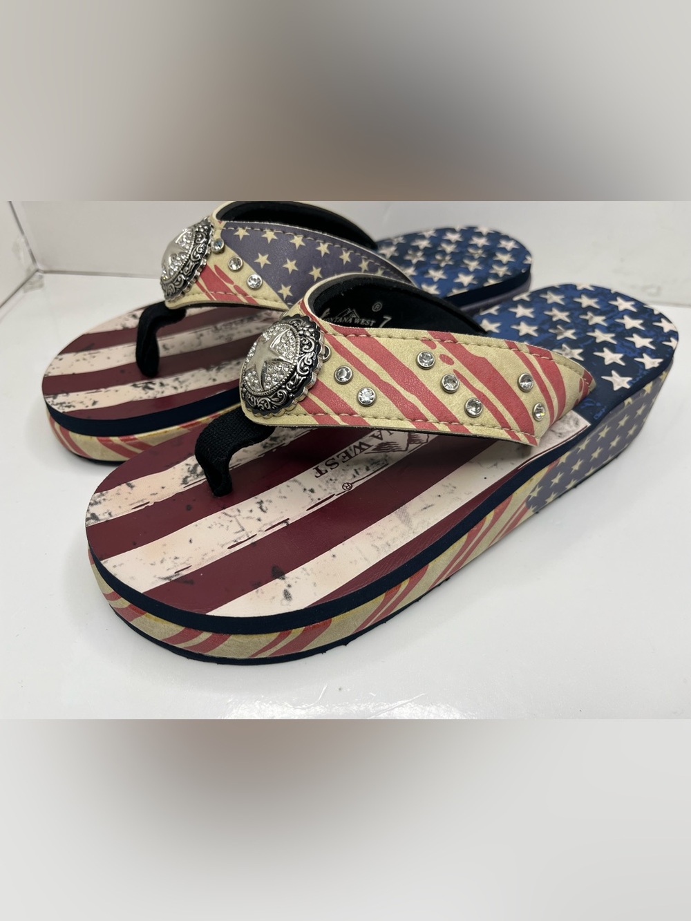 Montana West Red, White & Blue American Flag Concho Flip Flop Sandals - Women